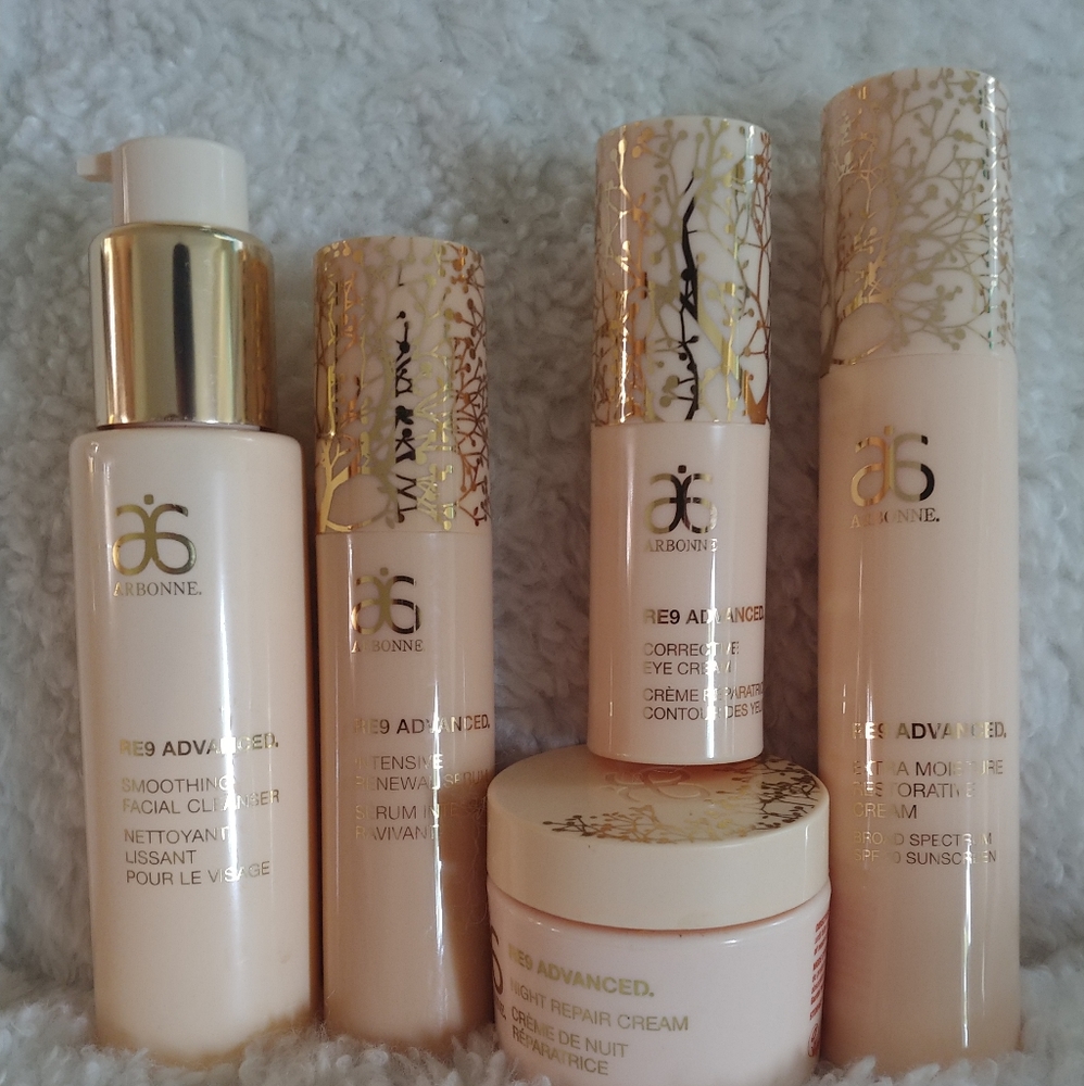 Arbonne Re9 Advance Anti-AGE Set  SPF 15( 6 pecs)